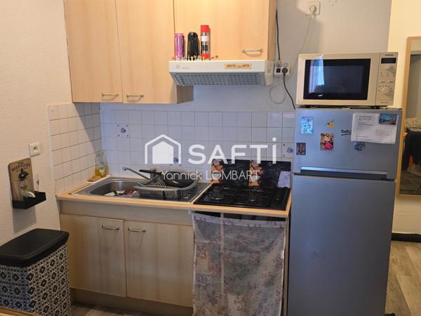 Immeuble 3 appartements, 1 local commercial