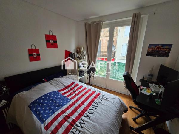 Immeuble 3 appartements, 1 local commercial