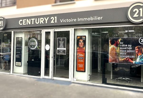 à vendre  61,80 m 2   COULOMMIERS  - 77