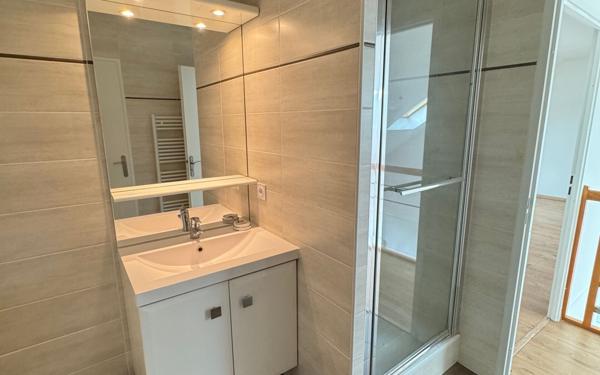 Appartement à vendre    4 pièces • 119,18 m2 Émerainville