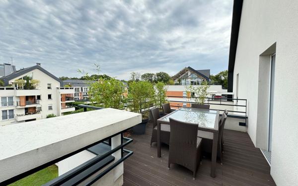 Appartement à vendre    4 pièces • 119,18 m2 Émerainville