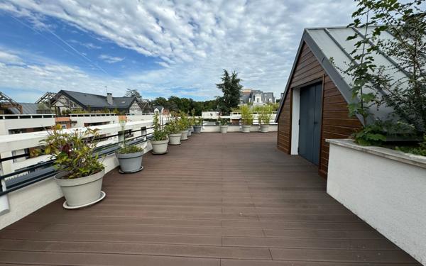 Appartement à vendre    4 pièces • 119,18 m2 Émerainville