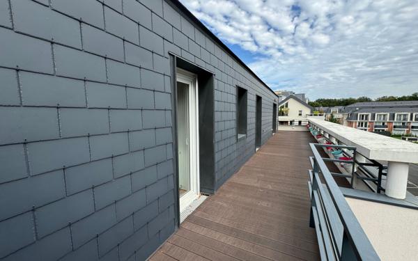 Appartement à vendre    4 pièces • 119,18 m2 Émerainville