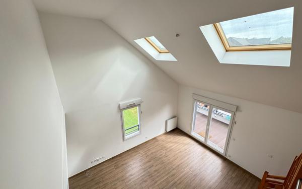 Appartement à vendre    4 pièces • 119,18 m2 Émerainville