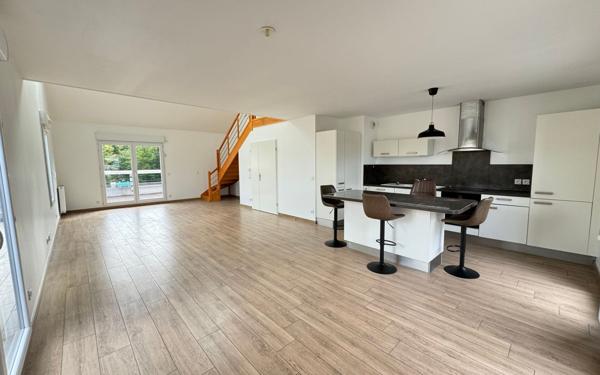 Appartement à vendre    4 pièces • 119,18 m2 Émerainville