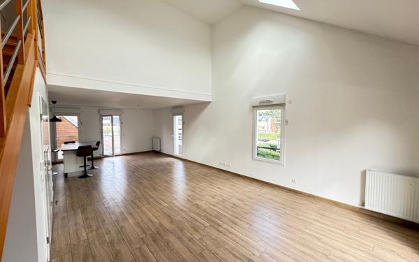 Appartement à vendre    4 pièces • 119,18 m2 Émerainville
