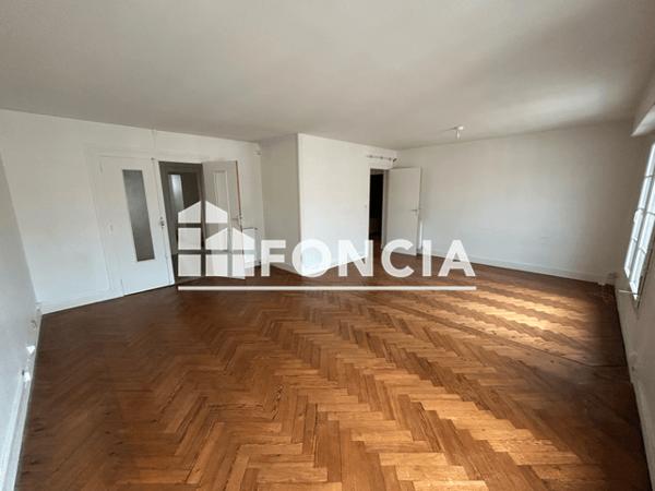Location Appartement 3 pièces 103.67 m² - 21 RUE JEAN SOULA Bordeaux 33000