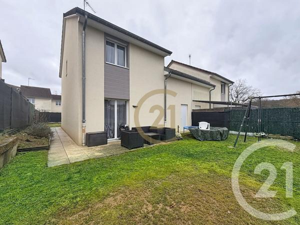 Maison à vendre  4 pièces - 85,60 m2 GRAND CHARMONT - 25