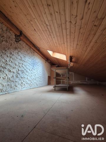 Maison à vendre 5 pièces 120 m² Saint-Étienne-de-Crossey