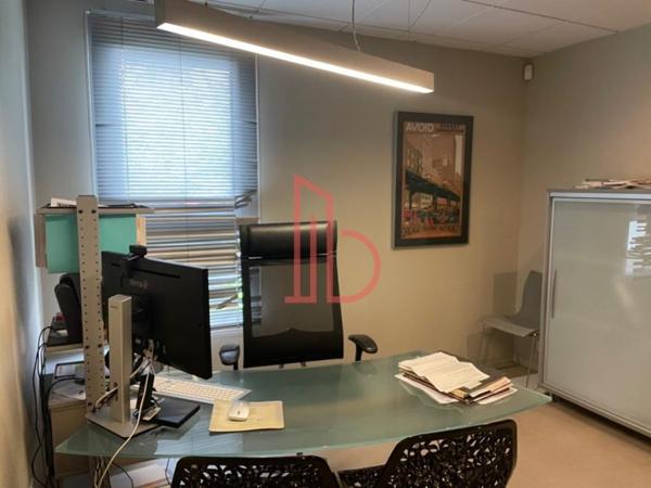 Bureau de 280 m² à vendre à Bordeaux Rive Droite