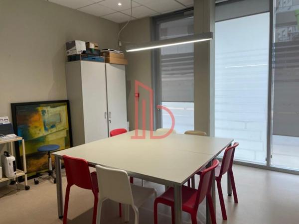 Bureau de 280 m² à vendre à Bordeaux Rive Droite