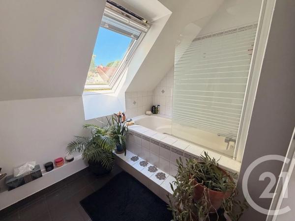 Maison à vendre  6 pièces - 140 m 2   YERRES  - 91