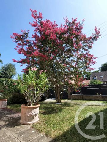 Maison à vendre  6 pièces - 140 m 2   YERRES  - 91