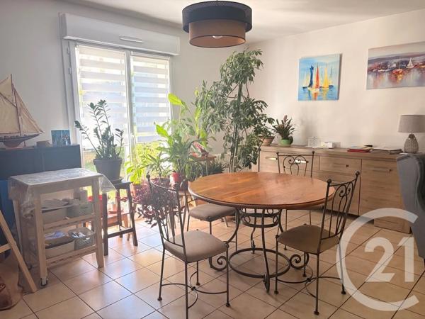 Maison à vendre  6 pièces - 140 m 2   YERRES  - 91