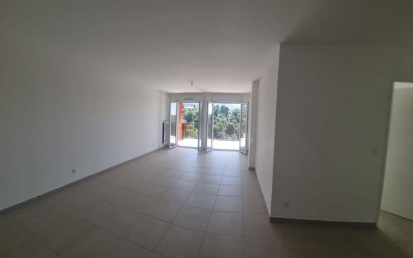 Appartement à vendre    3 pièces • 64,97 m2 Colomars