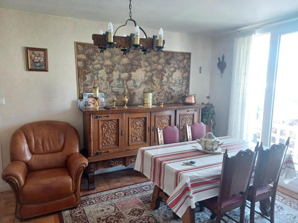 Appartement de type 4 avec balcon