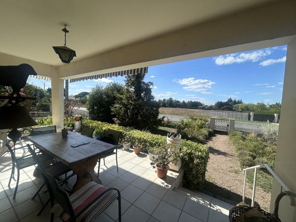 Maison de 4 chambres, avec sous-sol et garage