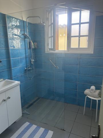 Maison de 4 chambres, avec sous-sol et garage