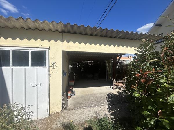 Maison de 4 chambres, avec sous-sol et garage