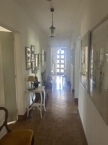 Maison de 4 chambres, avec sous-sol et garage