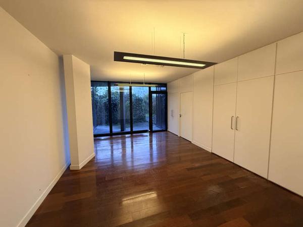 MONTAIGU-VENDEE / Location Local professionnel 27 m²
