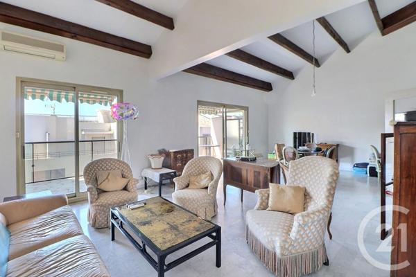 Appartement T4 à vendre  4 pièces - 80,74 m2 ST RAPHAEL - 83