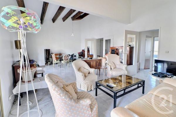 Appartement T4 à vendre  4 pièces - 80,74 m2 ST RAPHAEL - 83