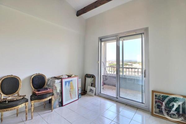 Appartement T4 à vendre  4 pièces - 80,74 m2 ST RAPHAEL - 83