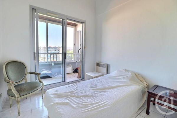 Appartement T4 à vendre  4 pièces - 80,74 m2 ST RAPHAEL - 83