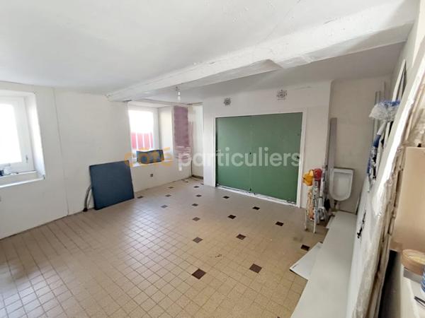 Vente
                Maison167 m² - 8 Pièces -
                    MEZIDON VALLEE D AUGE (14270)