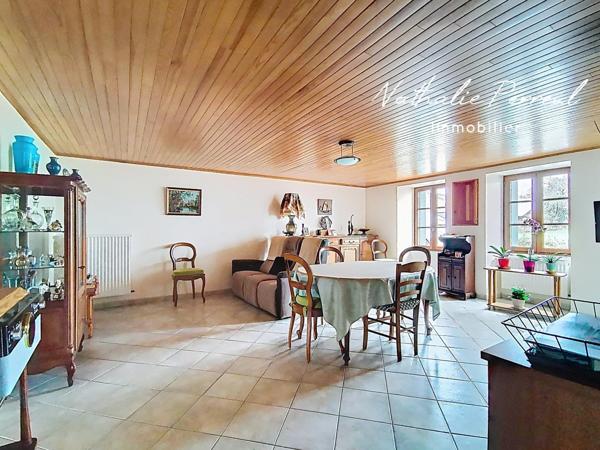 MAISON EN CAMPAGNE - ENVIRONNEMENT PAISIBLE