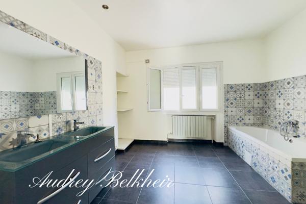 Maison 4 pièces - 130 m² Exclusivité efficity