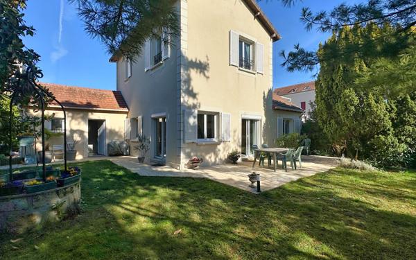 Maison à vendre    5 pièces • 151,46 m2 Meaux
