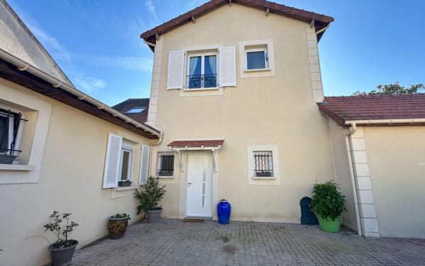 Maison à vendre    5 pièces • 151,46 m2 Meaux
