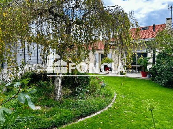 À vendre Maison 5 pièces 129.98 m² - La Roche-sur-yon 85000