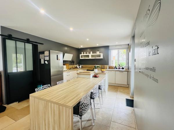 Maison à vendre 6 pièces SENILLE (86)