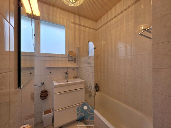 Maison 6 pièce(s) 4 chambre(s) 145 m²