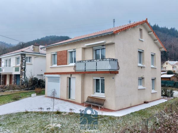 Maison 6 pièce(s) 4 chambre(s) 145 m²