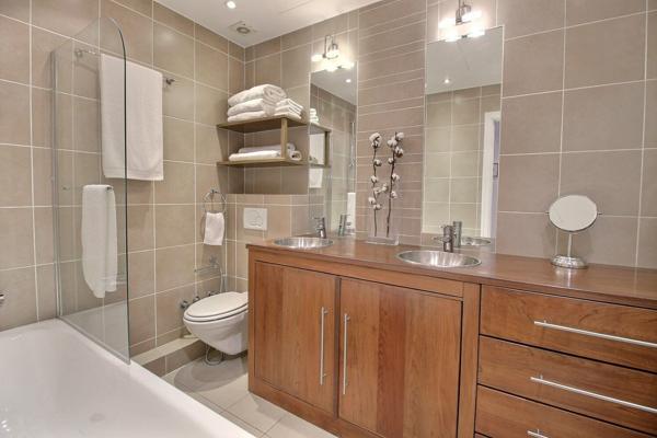 Location meublée-  Paris 75008 - 72 m²- 2 chambres - 6 500 - Avenue Montaigne