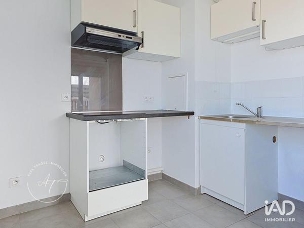 Location appartement 2 pièces 42 m² Brétigny-sur-Orge