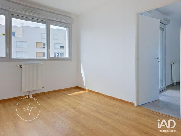 Location appartement 2 pièces 42 m² Brétigny-sur-Orge