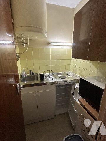 Studio 2 min plage avec terrasse