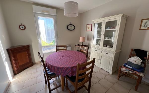Maison à vendre    3 pièces •  Saint-Aignan