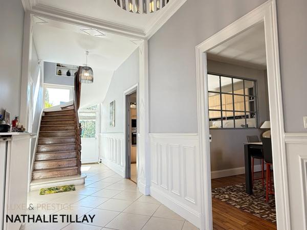 Orléans Dunois, maison bourgeoise à vendre, grand jardin et stationnements, parcelle 457 m²