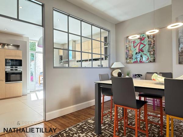 Orléans Dunois, maison bourgeoise à vendre, grand jardin et stationnements, parcelle 457 m²