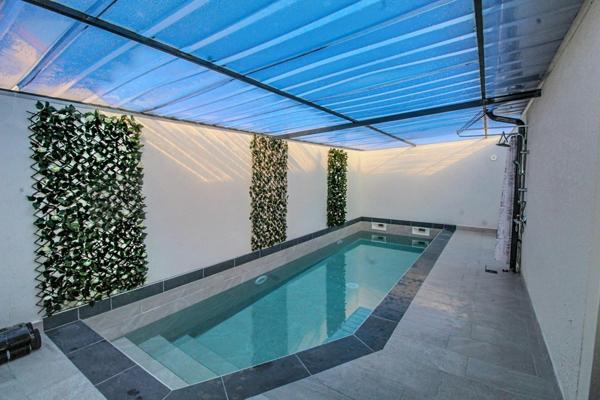 Pavillon récent avec piscine et accès rapide RCEA