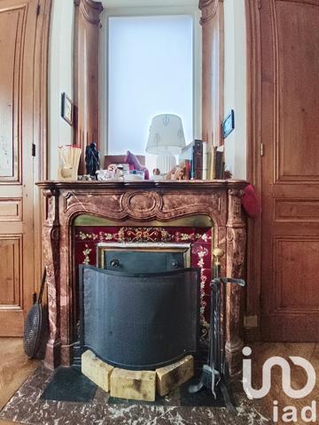 Maison 7 pièces de 174 m² à Vénissieux (69200)