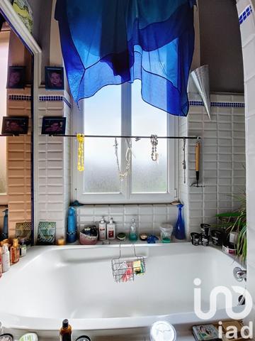 Maison 7 pièces de 174 m² à Vénissieux (69200)