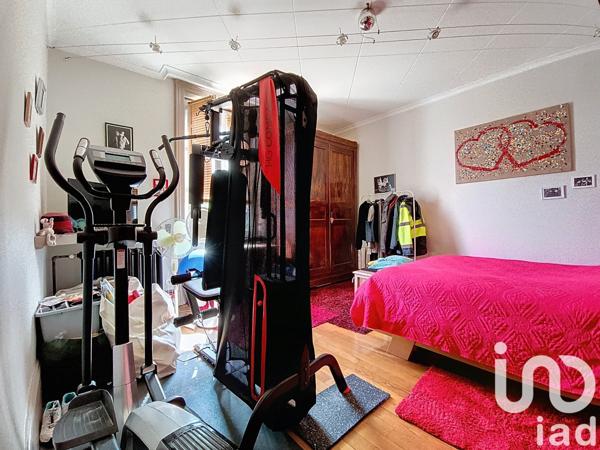 Maison 7 pièces de 174 m² à Vénissieux (69200)