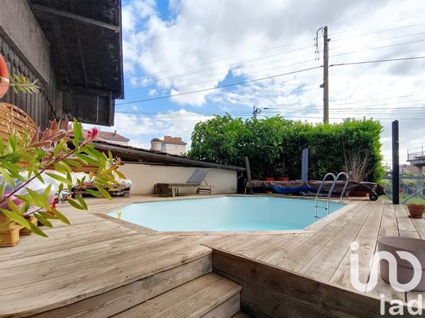 Maison 7 pièces de 174 m² à Vénissieux (69200)